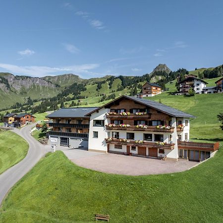 Pension Uga Дамюльс Екстер'єр фото